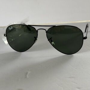 Black Aviator Sunglasses